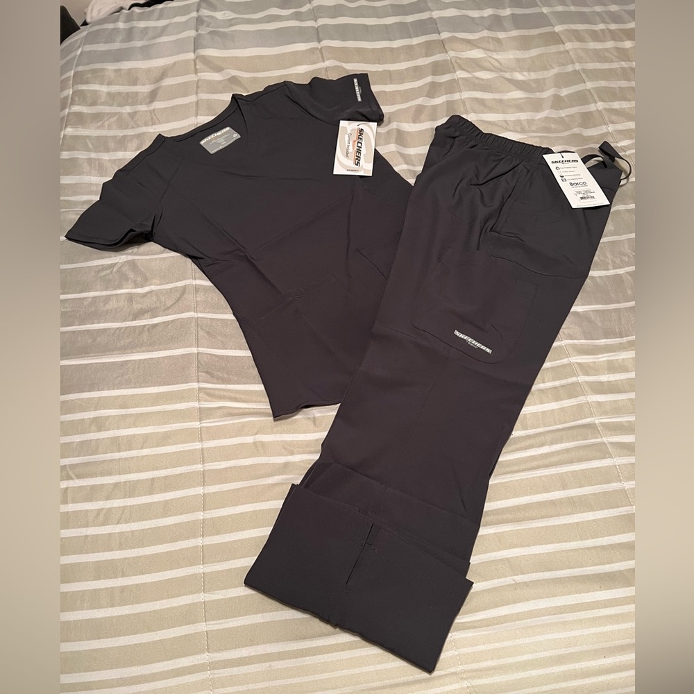Brand new scrub set top and bottom